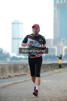 Runner Photo 4316846