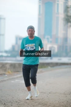 Runner Photo 4316850