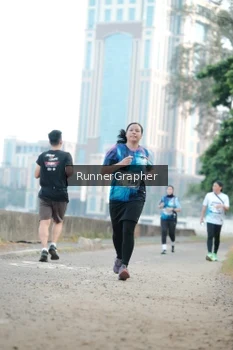Runner Photo 4316862
