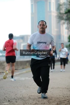 Runner Photo 4316867