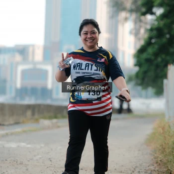 Runner Photo 4316874