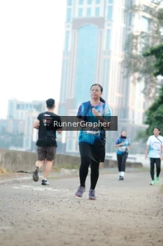 Runner Photo 4316890