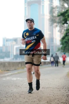 Runner Photo 4316898