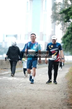 Runner Photo 4316905