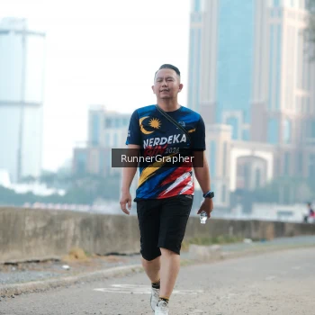 Runner Photo 4316910