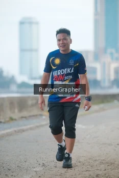 Runner Photo 4316916