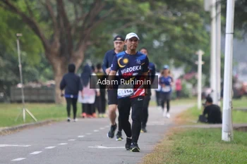 Runner Photo 4316939