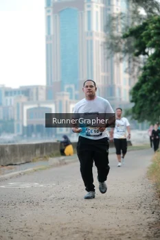 Runner Photo 4316944