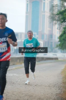 Runner Photo 4317007