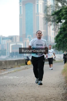 Runner Photo 4317015