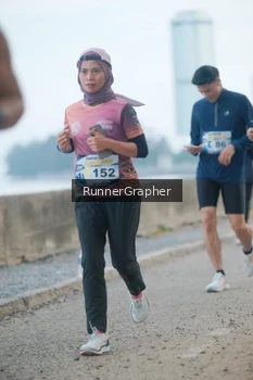 Runner Photo 4317046