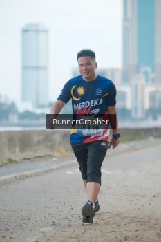 Runner Photo 4317051