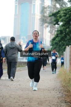 Runner Photo 4317055