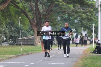 Runner Photo 4317063