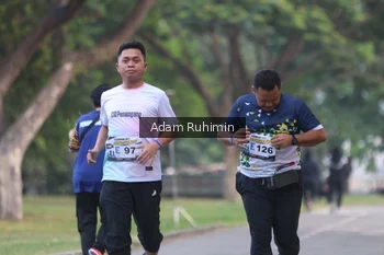 Runner Photo 4317072