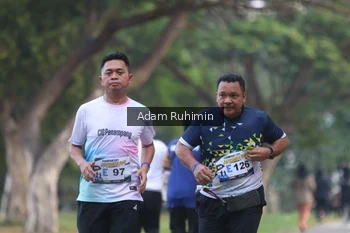 Runner Photo 4317074