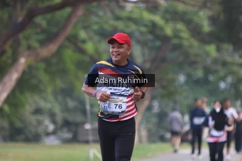 Runner Photo 4317100