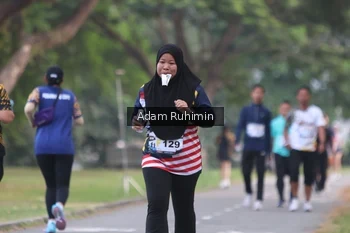 Runner Photo 4317112