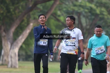 Runner Photo 4317131