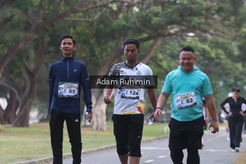 Runner Photo 4317139