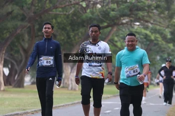 Runner Photo 4317140