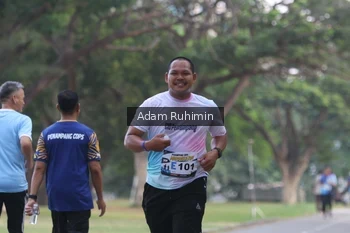 Runner Photo 4317165