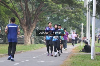 Runner Photo 4317167