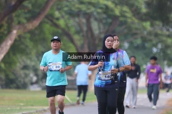 Runner Photo 4317175