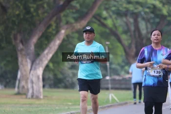 Runner Photo 4317177