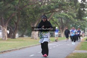 Runner Photo 4317213