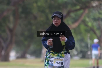 Runner Photo 4317215
