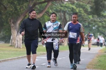 Runner Photo 4317224