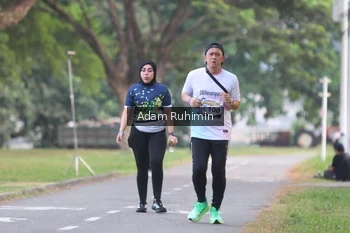 Runner Photo 4317243