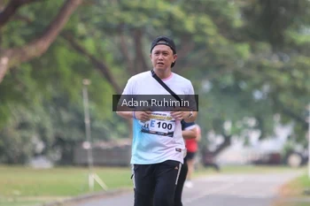Runner Photo 4317247