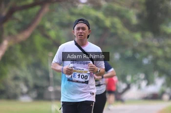 Runner Photo 4317250