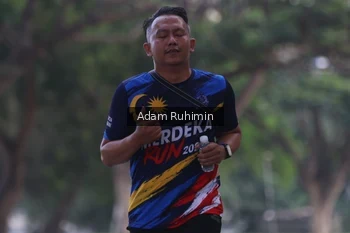 Runner Photo 4317273