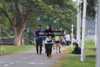 Runner Photo 4317275