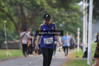 Runner Photo 4317325