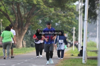 Runner Photo 4317346