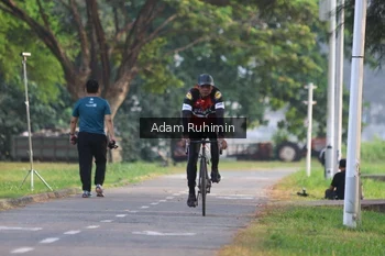 Runner Photo 4317373