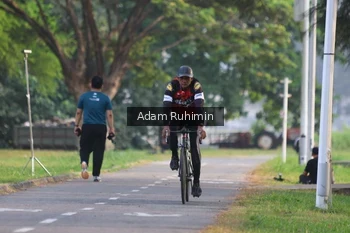 Runner Photo 4317374