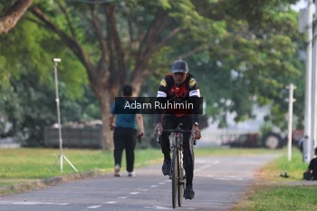 Runner Photo 4317376
