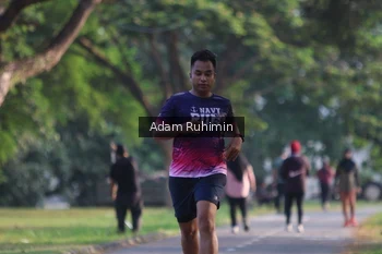 Runner Photo 4317395