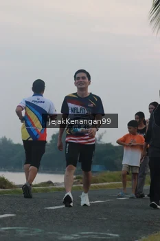 Runner Photo 4317495