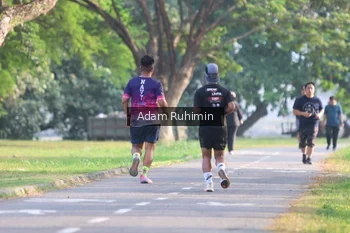 Runner Photo 4317516