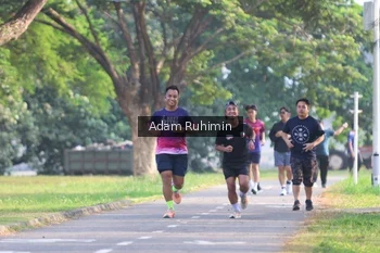 Runner Photo 4317518