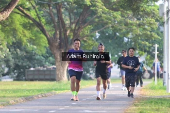 Runner Photo 4317524