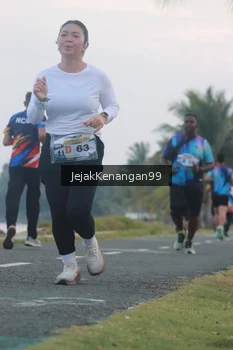 Runner Photo 4317539