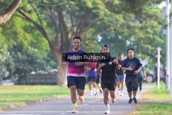 Runner Photo 4317545