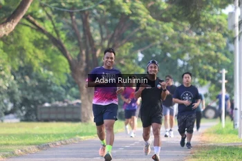 Runner Photo 4317549